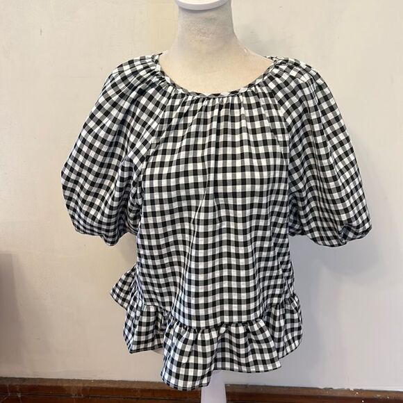 Topshop Tops - Topshop black white gingham puff sleeve cut out back blouse Size 8 NWOT